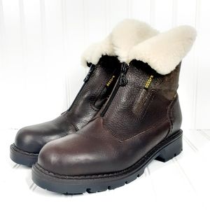 NEW Blondo Women's Leather Flat Sherpa Ankle Boot C463